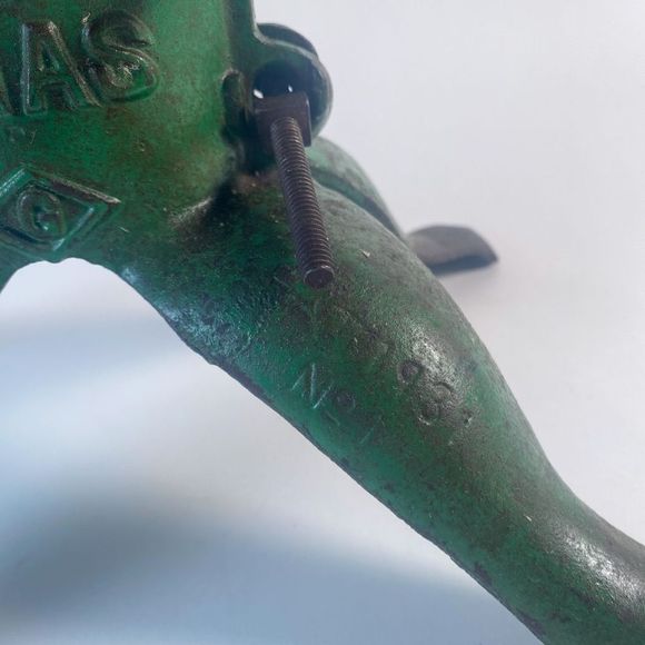 1930’s Cast Iron Christmas Tree Stand - Picture 5 of 9